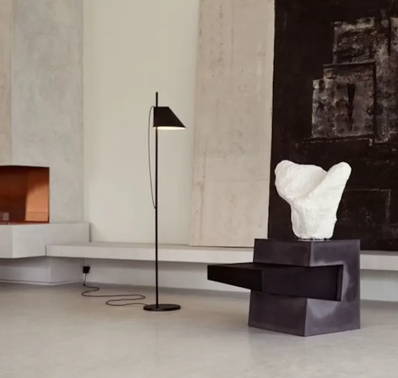 Louis Poulsen Yuh gulvlampe - Sort