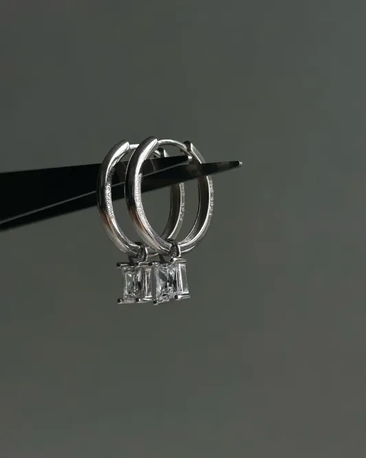 Hovedbilde Philippa Studios - Baguette Charm Sølv