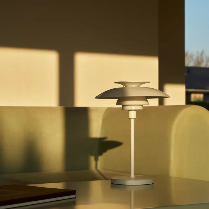 Louis Poulsen PH80 Portabel Lampe - Opal white/White