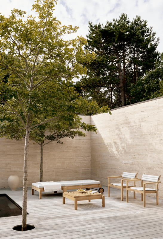 Carl Hansen & Søn AH604 Outdoor Lounger
